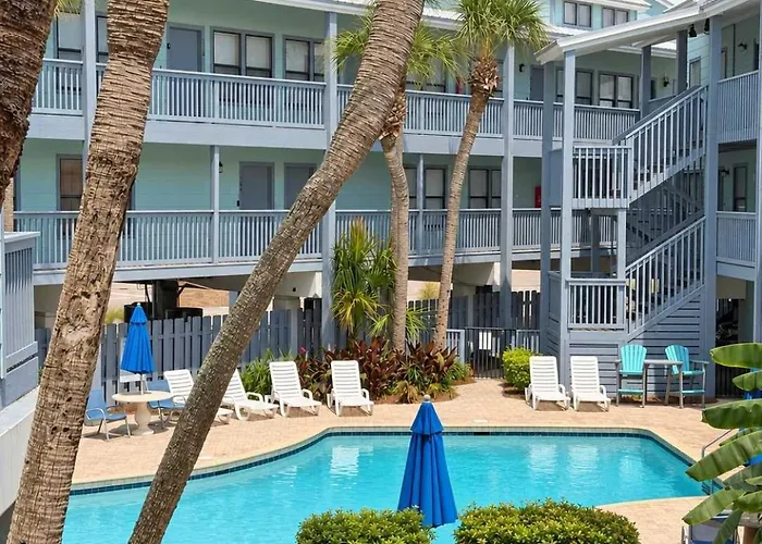 Holiday home Ocean Reef 402 Steps To & Pool Gulf Shores