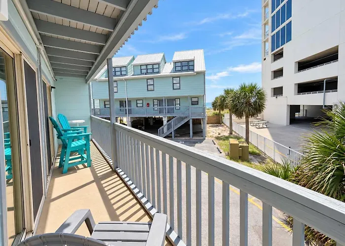 Holiday home Ocean Reef 402 Steps To & Pool *